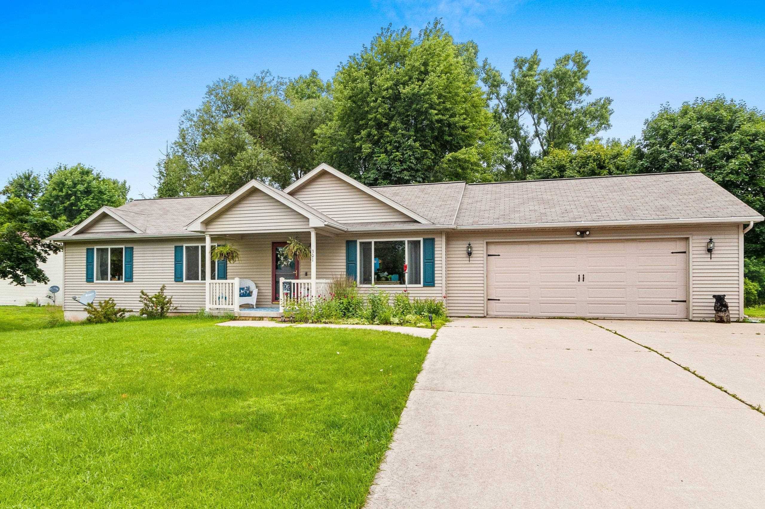 Oconto, WI 54153,301 1ST ST
