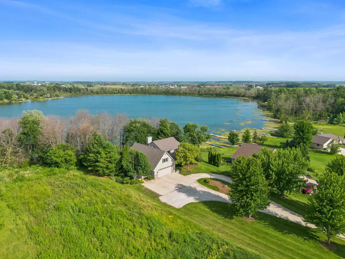 Brillion, WI 54110-9314,789 S NEUMEYER LN