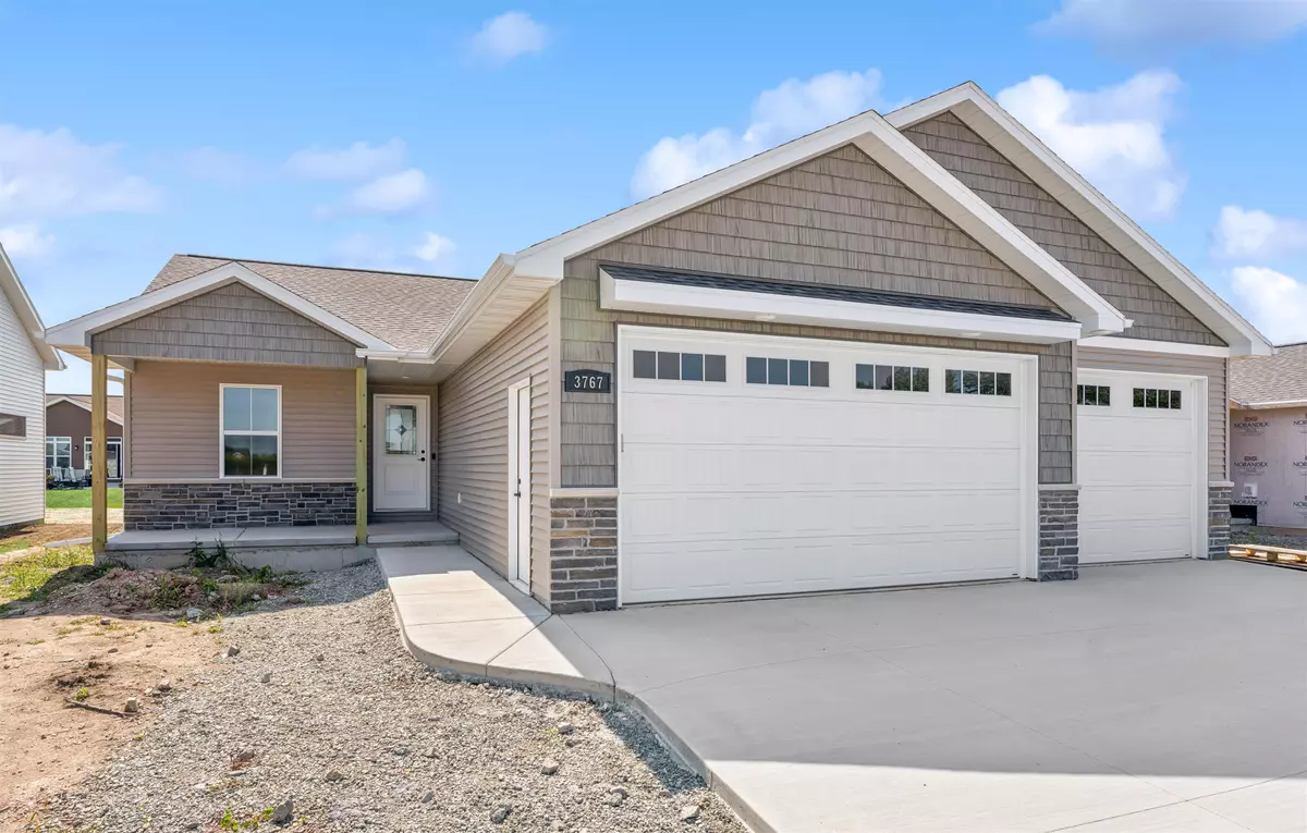 Appleton, WI 54913,3767 E CALLALILLY LN