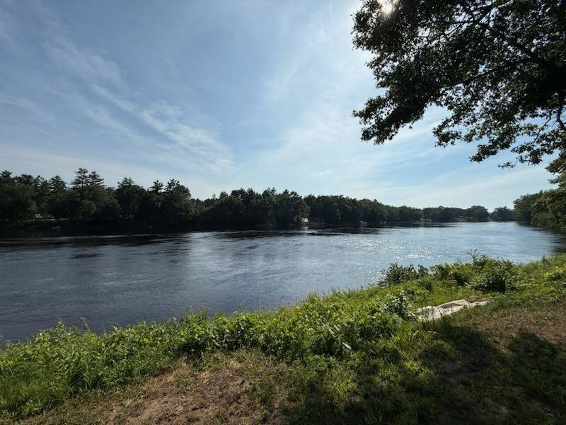 Menominee, MI 49858,N1593 RIVERVIEW DR