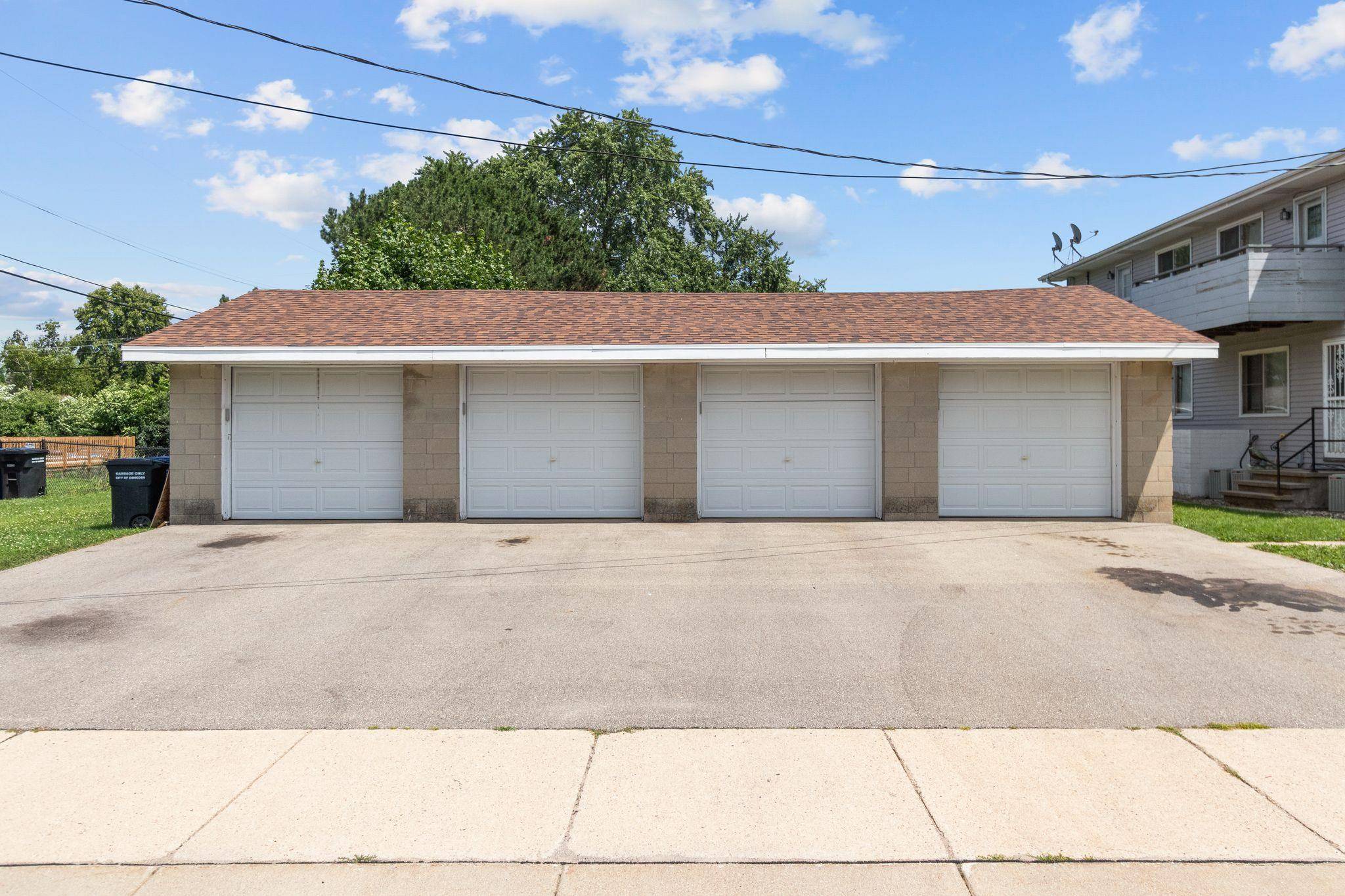 Oshkosh, WI 54902,1316 BISMARCK AVE