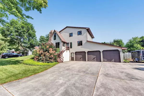 Green Bay, WI 54313-5028,3094 OPEN GATE TRL