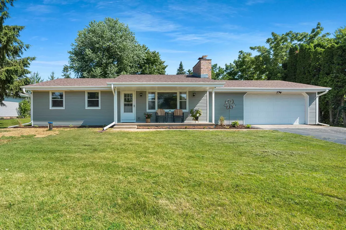 Oshkosh, WI 54901-1372,1904 INDIAN POINT RD