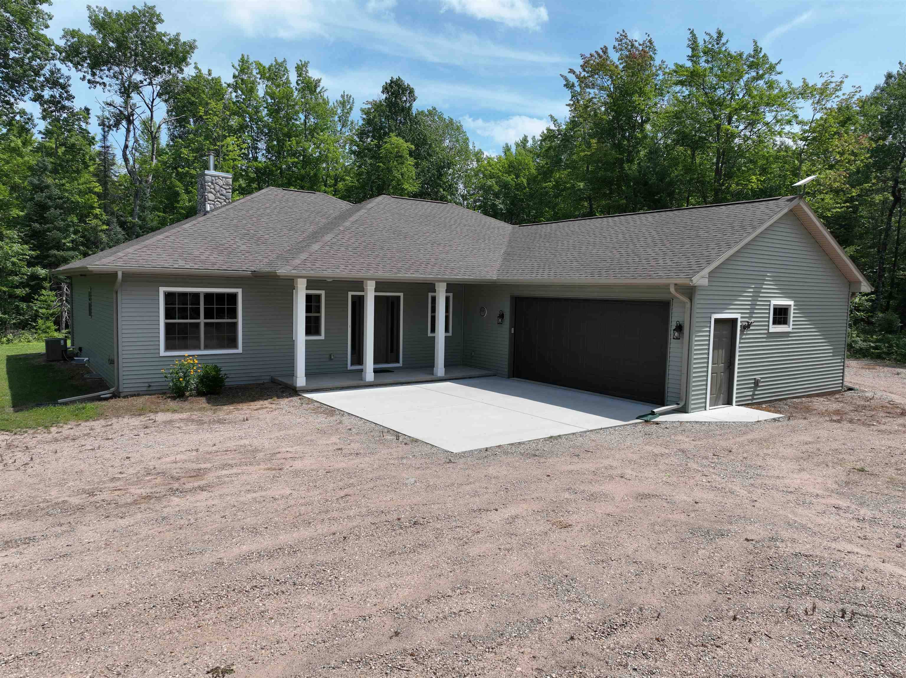 W7239 KODIAK DR, Niagara, WI 54151
