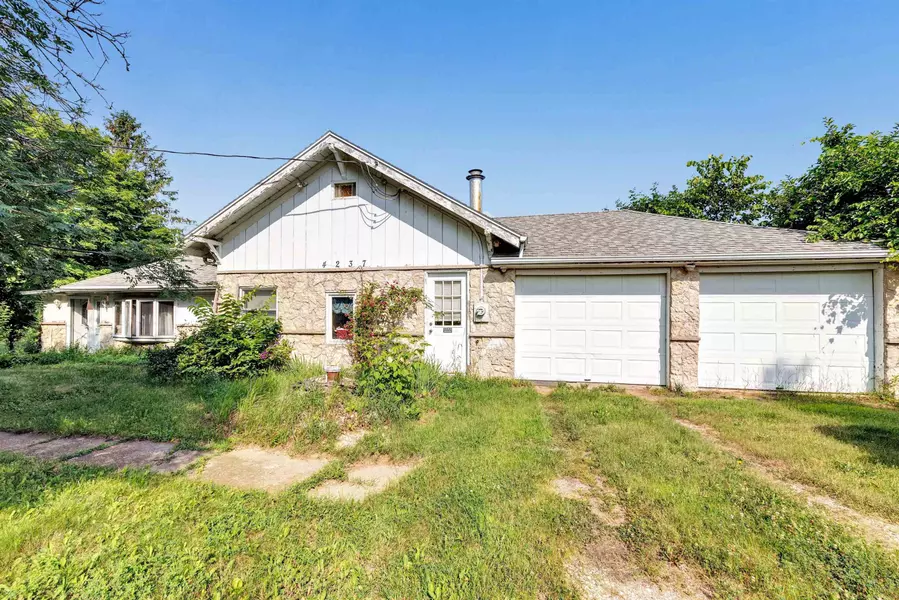 4237 STURGEON BAY RD, Green Bay, WI 54311