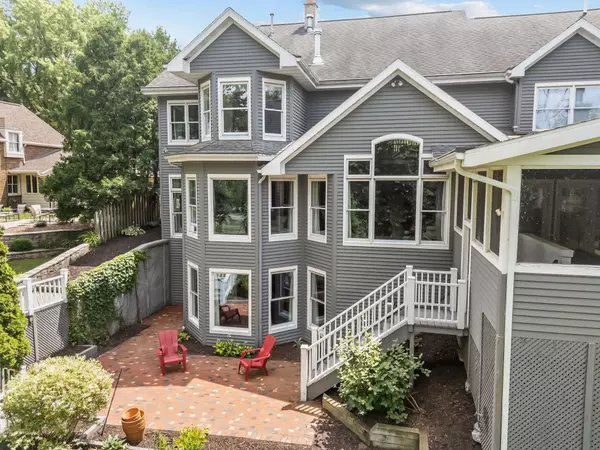 Appleton, WI 54915,140 RIVER DR