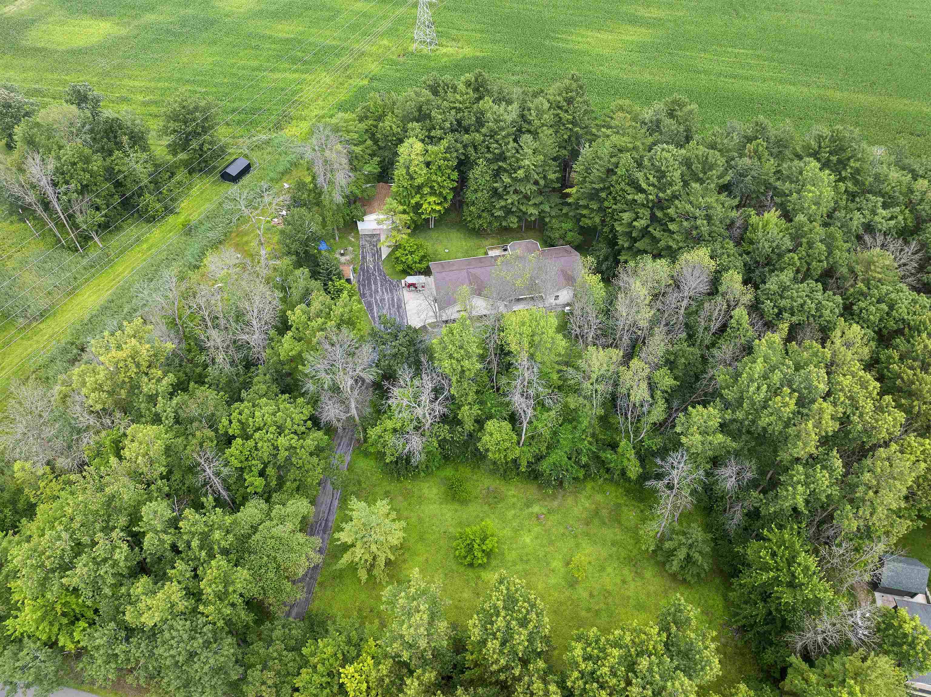 Suamico, WI 54173,1390 N TIMBER TRL