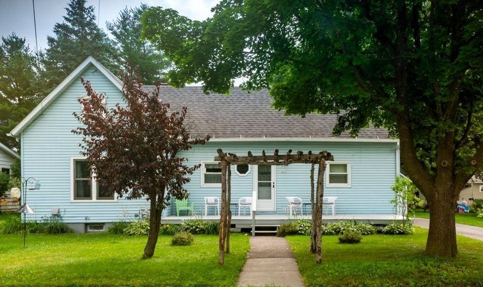 317 N OXFORD ST, Wautoma, WI 54982