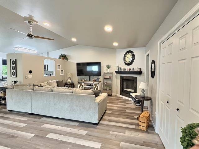 Oshkosh, WI 54902,3216 ISAAC LN