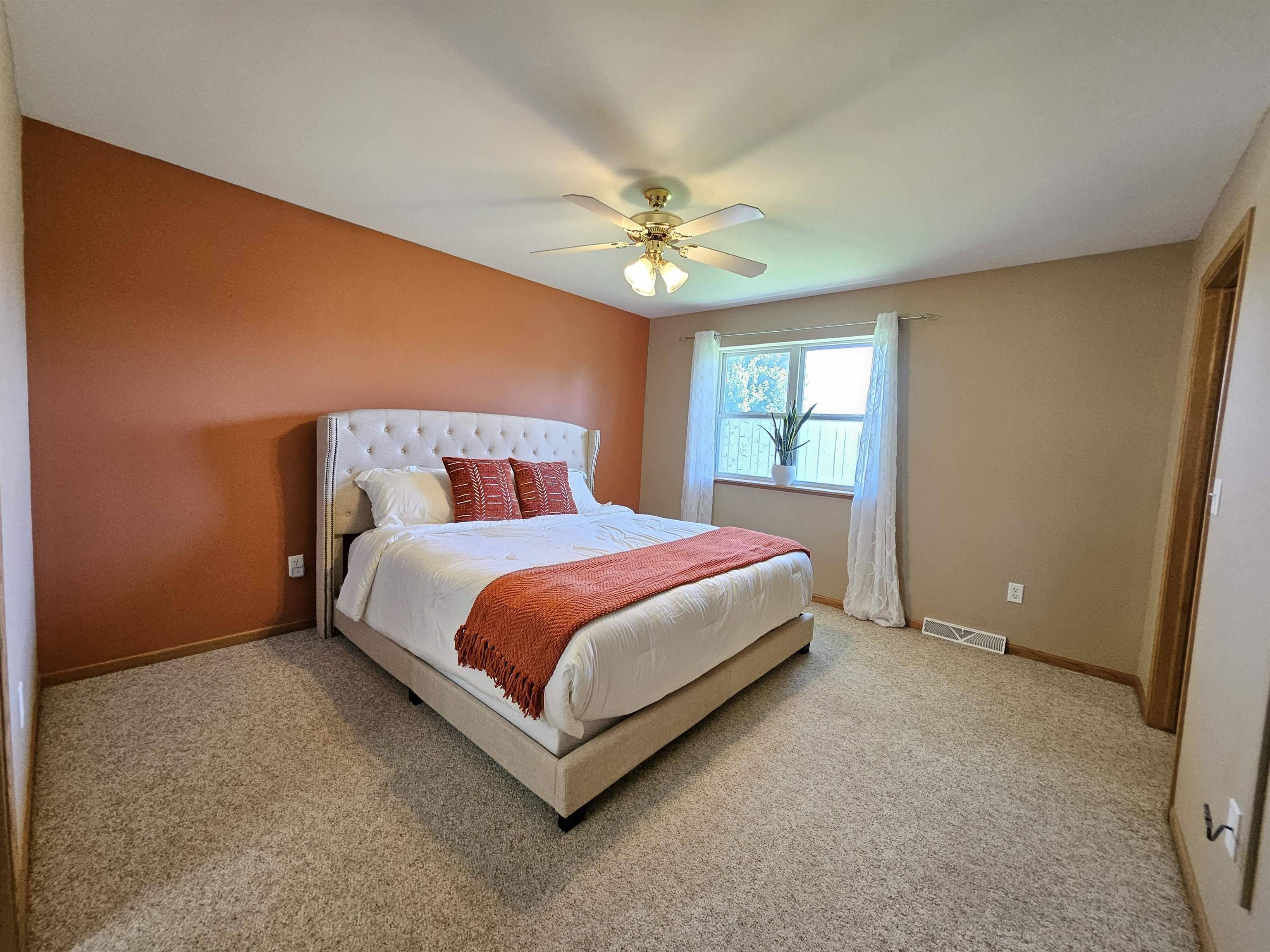 Weston, WI 54476,3503 MAKENZIE DR