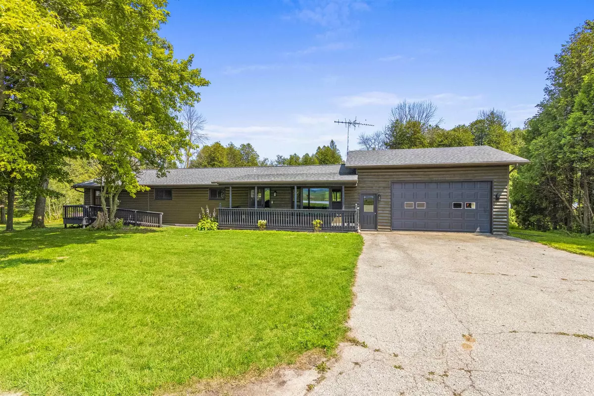 Algoma, WI 54201-9782,N6496 STATE RD 42