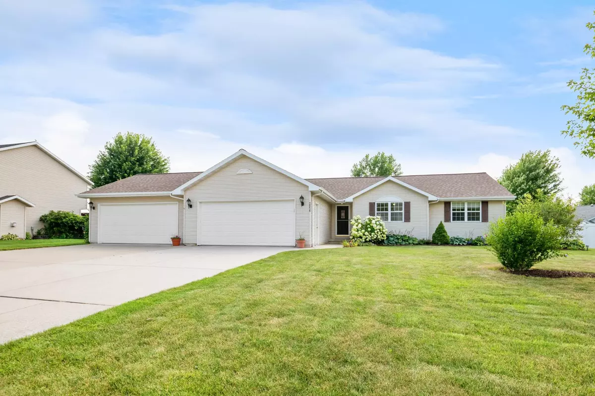Green Bay, WI 54311,2856 AQUARIUS RD
