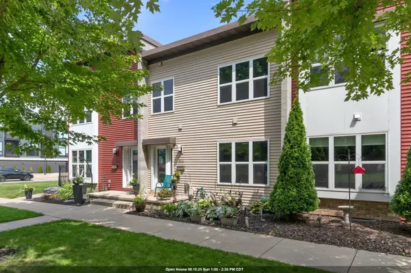 316 N VAN BUREN ST, Green Bay, WI 54301