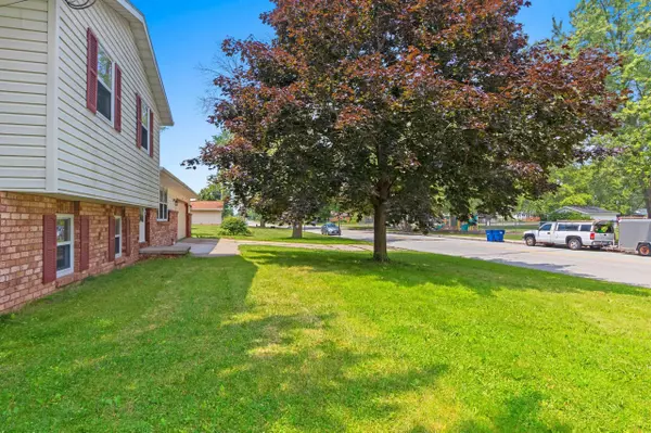 Pulaski, WI 54162-0000,232 W GREEN BAY ST