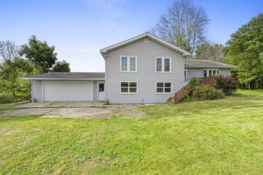 461 VAN HORN ST, Berlin, WI 54923