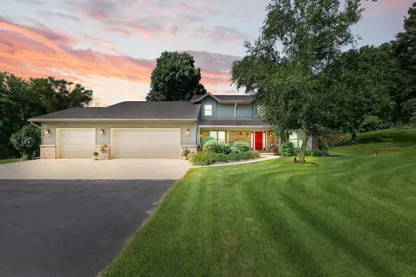 N5123 OAK HILL RD, Fond Du Lac, WI 54937
