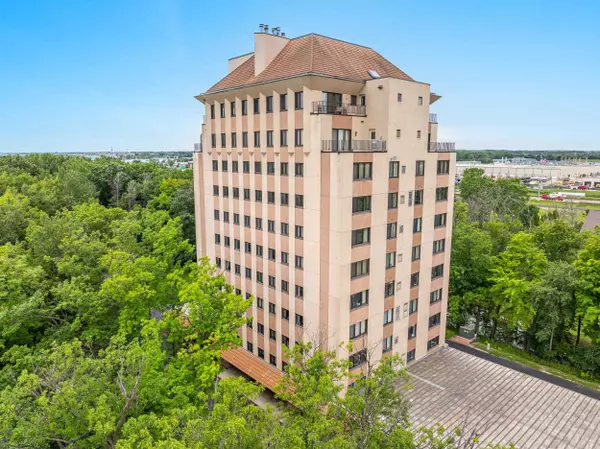 2631 NORTHERN RD ##120, Appleton, WI 54914