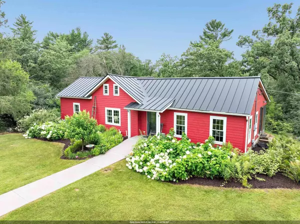 6974 WOODLAND LN, Amherst, WI 54406