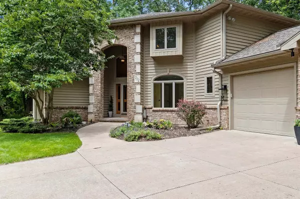 Neenah, WI 54956,712 WILDERNESS CT