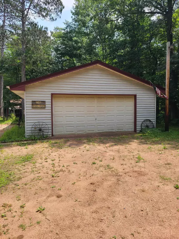 Wausaukee, WI 54177,N10792 DEER LN