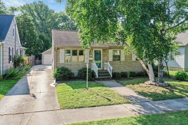 217 S BUCHANAN ST, Green Bay, WI 54303-1913
