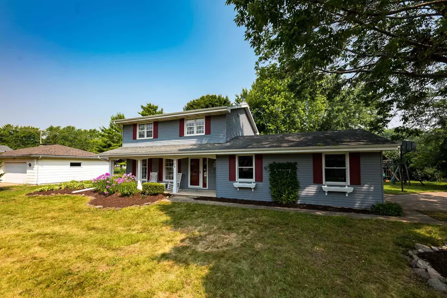 708 MANCHESTER RD, Neenah, WI 54956-4910