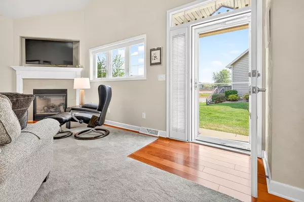 Neenah, WI 54956,1222 CAMERON CIR