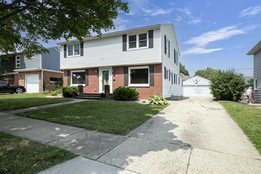 336 E PERSHING ST, Appleton, WI 54911