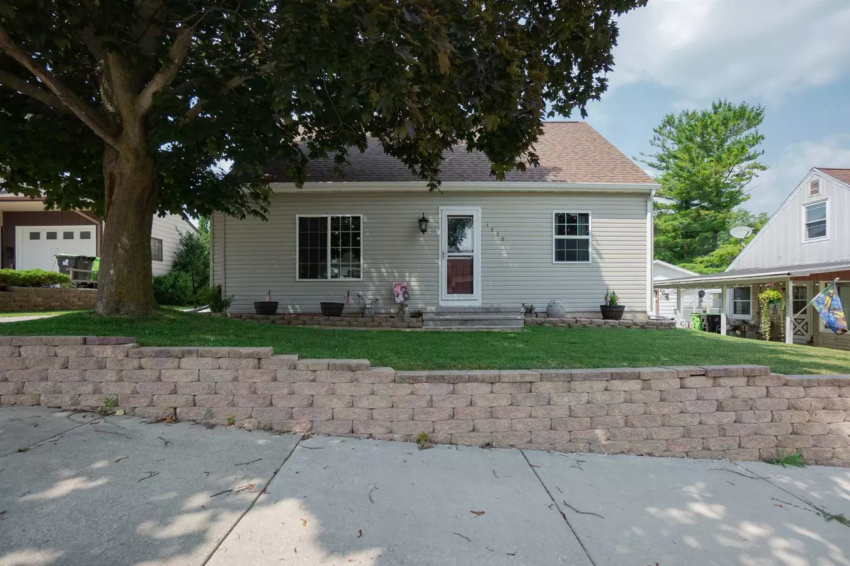 New Holstein, WI 53061,1920 PLEASANT AVE