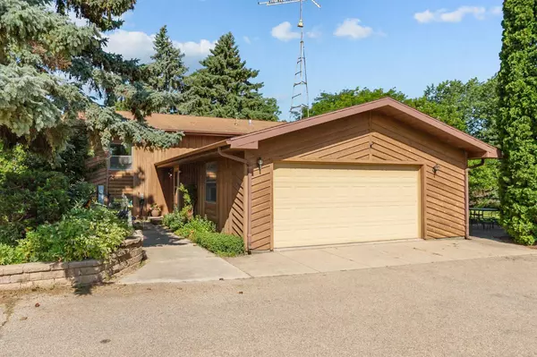 2650 W 20TH AVE, Oshkosh, WI 54904-8318