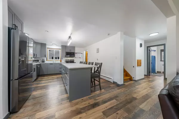 Appleton, WI 54911,2119 N DIVISION ST
