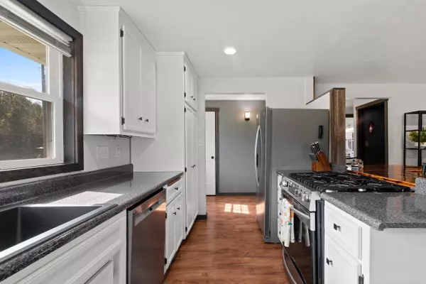 Suamico, WI 54173,3053 BIRCH RD