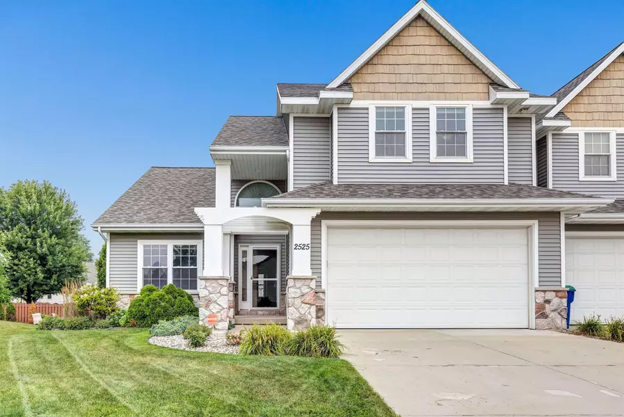 2525 W CRAIS CT, De Pere, WI 54115-1667
