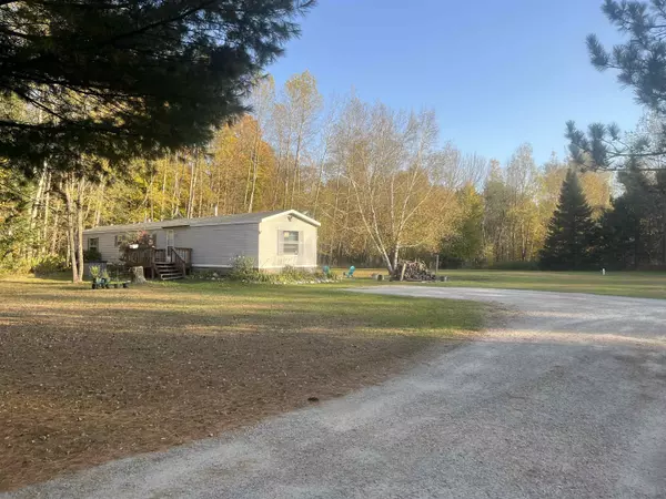 Townsend, WI 54175,17401 WILDFLOWER LN