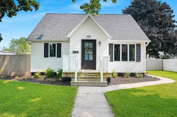 314 BUCHANAN ST, Algoma, WI 54201