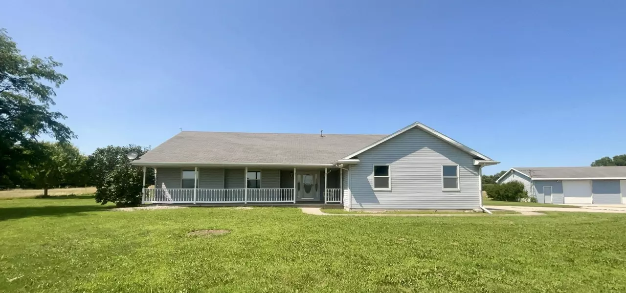 N4926 ADVENT RD, De Pere, WI 54115-8462