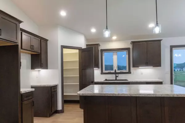 Suamico, WI 54313,3701 WESTPOINT RD