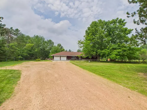 Laona, WI 54541,4811 AIRPORT LN