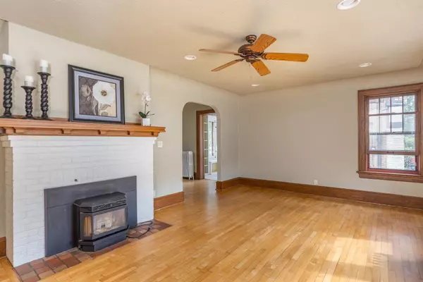 Appleton, WI 54914,720 S SUMMIT ST