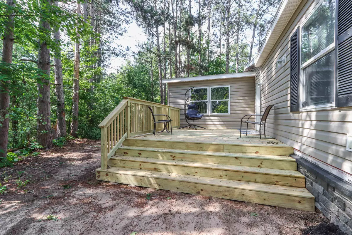 Waupaca, WI 54981,N1391 MCALLISTER RD