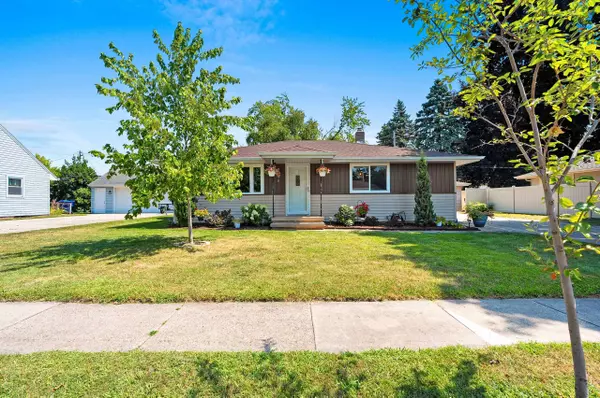 Appleton, WI 54911,2630 N OWAISSA ST
