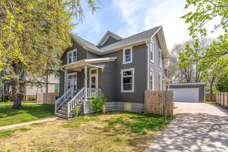 57 N PARK AVE, Fond Du Lac, WI 54935