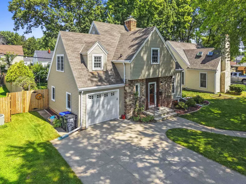 113 LAW ST, Neenah, WI 54956