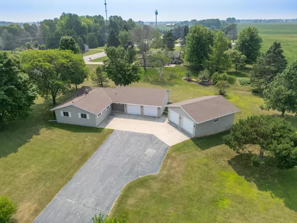 New Franken, WI 54229-9608,5090 CHURCH RD