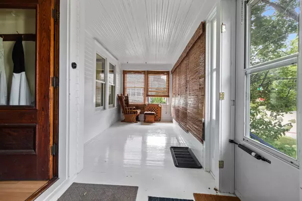 Oshkosh, WI 54901-3641,923 W NEW YORK AVE