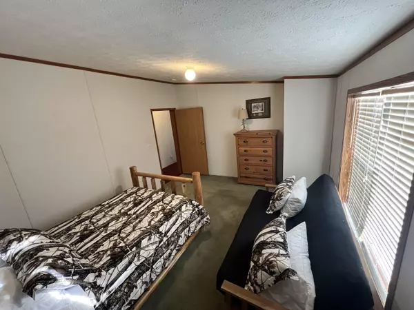 Athelstane, WI 54104,N12810 QUEEN ST