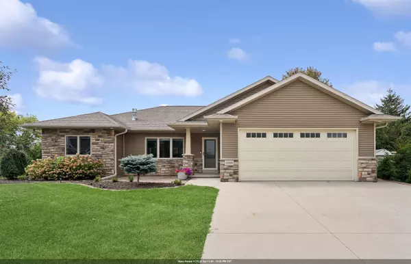 2398 W BARLEY WAY, Appleton, WI 54913