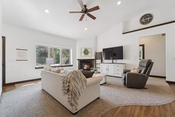 Appleton, WI 54913,2398 W BARLEY WAY
