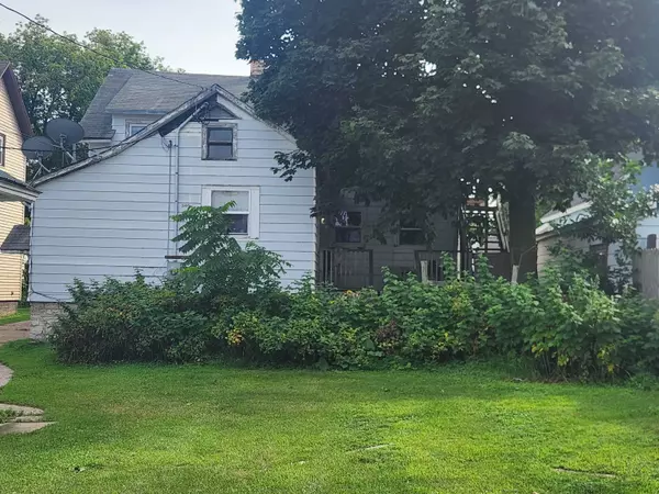Marinette, WI 54143,622 MAIN ST