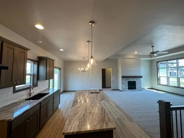 Appleton, WI 54915,W6527 BREEZY WAY